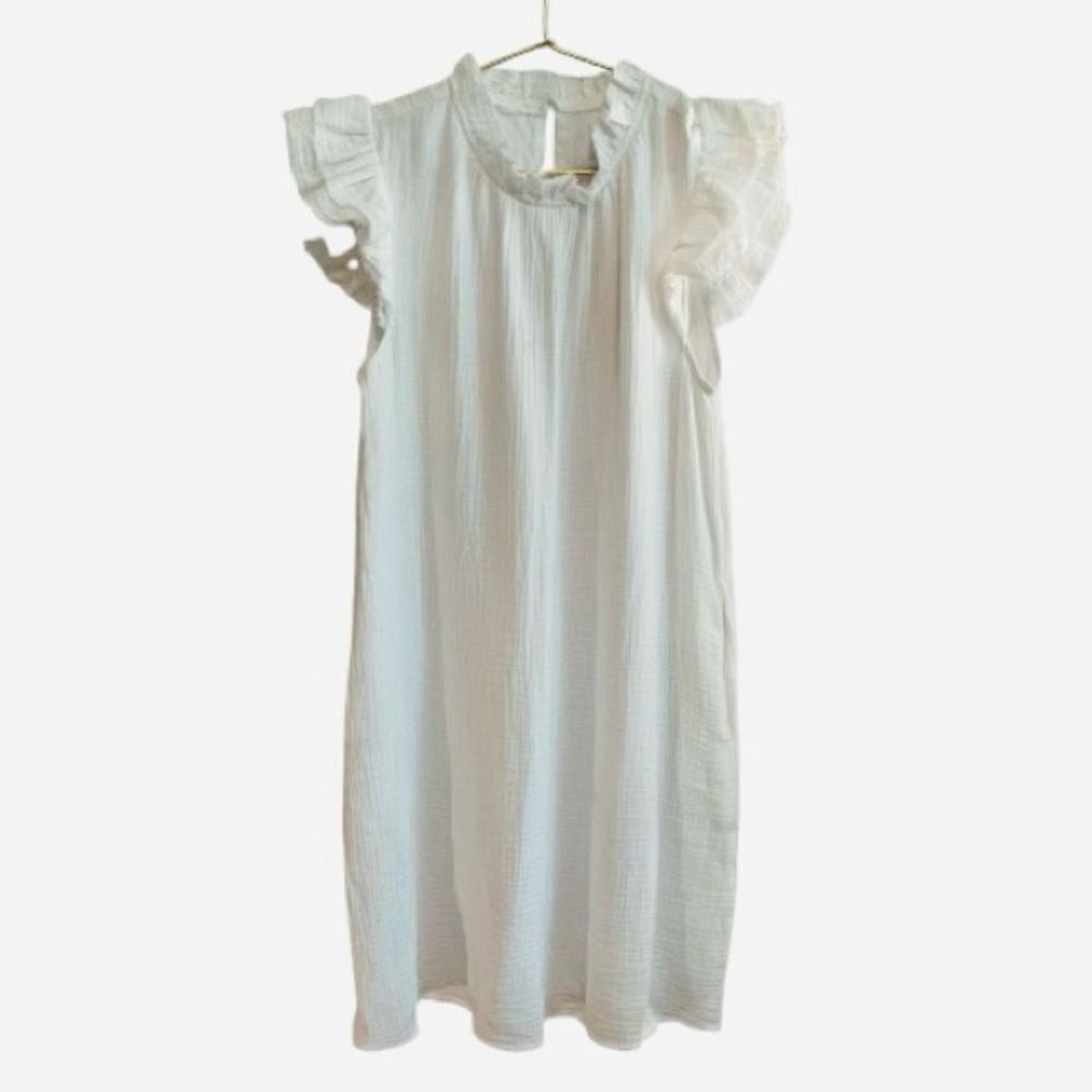 NWT 🌸 Victoria Dunn White Ruffle Sleeve Dress